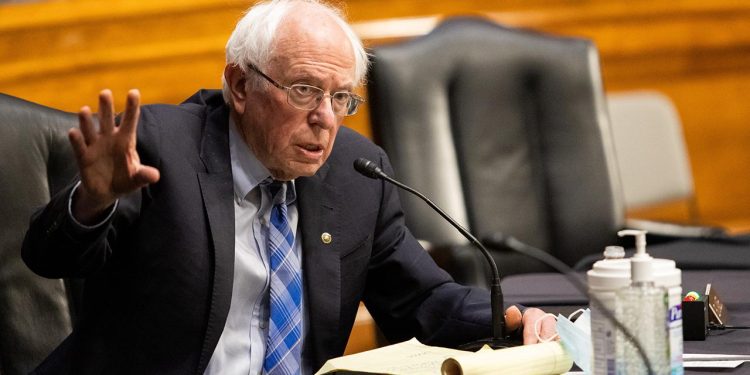 ABD'li Senatör Sanders Netanyahu'nun Gazze'de etnik temizlik yaptığını söyledi