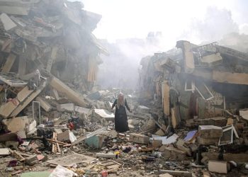 Gazze'de enkaz altında kalan 10 binden fazla kişi kayıp