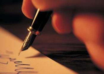 Filistinli tutuklu yazar, Uluslararası Arap Romanı Ödülü'nü kazandı