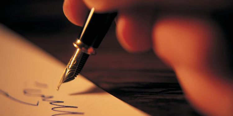 Filistinli tutuklu yazar, Uluslararası Arap Romanı Ödülü'nü kazandı