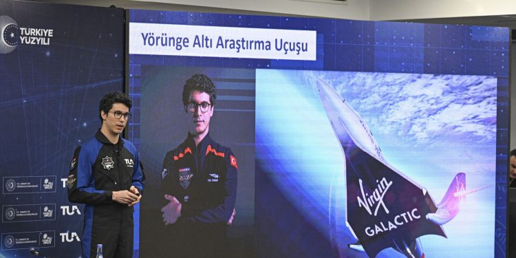 Türkiye’nin ikinci astronotu Atasever, 7 bilimsel deneye imza atacak