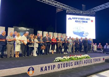 Kayıp Otobüs Anıtı açıldı