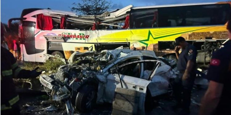 Mersin’de zincirleme kaza: 10 ölü, 30 yaralı