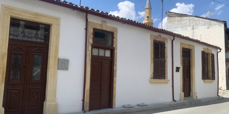 TİKA, Lefkoşa’daki tarihi evlerin dış cephelerinde yenileme çalışmalarını tamamladı