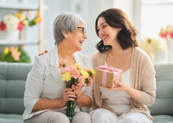 Yarın Anneler Günü…