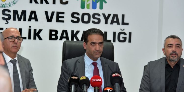 Asgari Ücret Tespit Komisyonu toplantısı pazartesine ertelendi