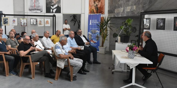 “Öksüz Atlar Ülkesinde” kitabının tanıtım ve imza etkinliği yapıldı