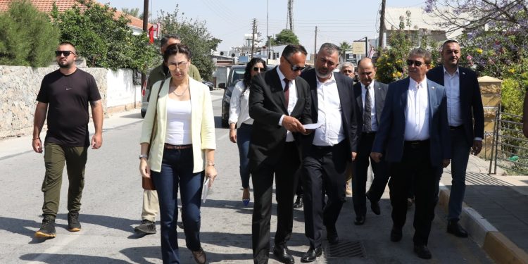 Başbakan Üstel, Beyarmudu Kapısı’nda incelemelerde bulundu… “Kendi tarafımızdaki genişletme işini önümüzdeki haftadan itibaren başlatacağız”