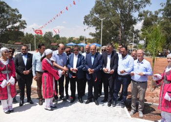 Çayönü’nde, Cumhurbaşkanı Tatar ve Başbakan Üstel’in katılımıyla “Atatürk Parkı ve Piknik Alanı”nın açılışı yapıldı