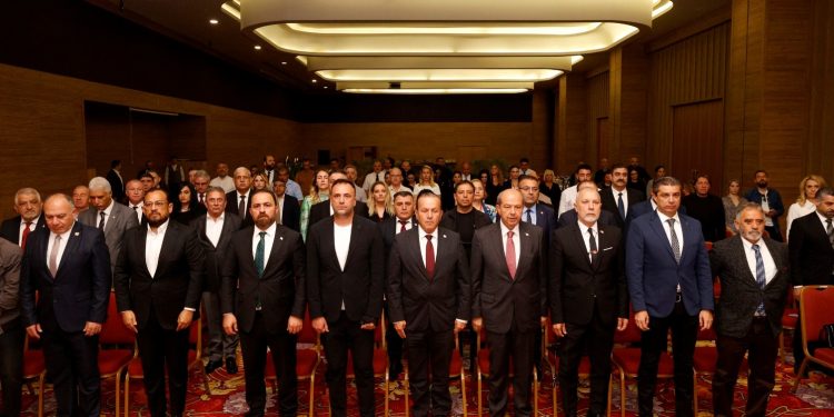Demokrat Parti Sosyal Sorumluluk Komitesi,  Özel Sektörü Güçlendirme Zirvesi düzenledi