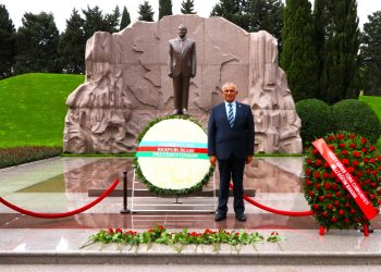 Çavuşoğlu, Azerbaycan’da temaslarda bulunuyor