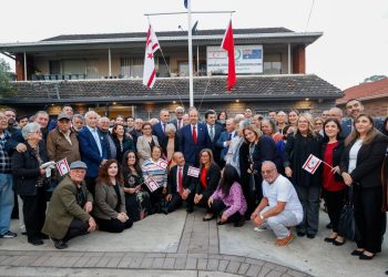 Cumhurbaşkanı Tatar Sydney’de, Kuzey Kıbrıs Türk Derneği’ni ziyaret etti