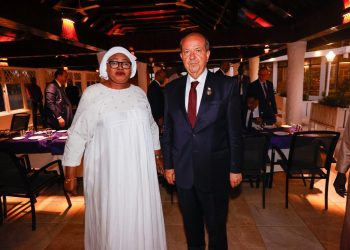 Cumhurbaşkanı Ersin Tatar, Banjul Belediye Başkanı‘yla görüştü