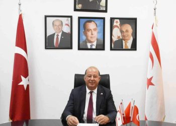 Sağlık Bakanı Dinçyürek: “Ebelerimiz sağlık hizmetleri ekibinin vazgeçilmez bir parçasıdır”