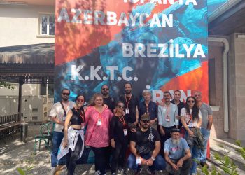 Devlet tiyatroları ekibi Konya’da festival katıldı