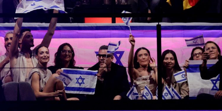 İspanyol bakandan devlet kanalına: İsrail'in soykırımını aklamaya yardım ettiniz