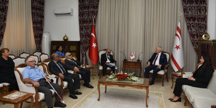 Meclis Başkanı Töre, Kıbrıs Türk Engelliler Federasyonu’nu kabul etti