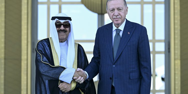 Türkiye ile Kuveyt arasında 6 anlaşma imzalandı