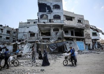 İsrail, Gazze'deki Zeytun Mahallesi'nden can kayıpları ve büyük bir yıkım bırakarak çekildi