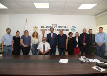 Gardiyanoğlu, Sağlık Dernekleri Platformu’nu kabul etti: “Hastaları rahatlatacak yasal düzenlemeler için çalışıyoruz”