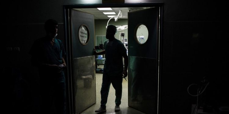 Gazze'deki Aksa Şehitleri Hastanesi'nden yakıt yardımı çağrısı