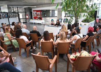 “Doğu Akdeniz’in Deniz Ülkesi, Katman Katman Kıbrıs” kitabı tanıtıldı