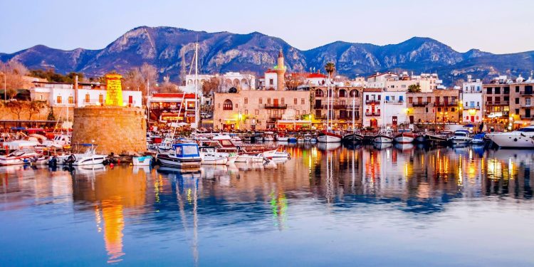 Turist rehberlerinin taban ücret tarifesi güncellendi