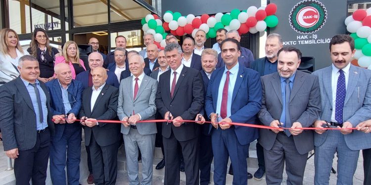 HAK-İŞ Konfederasyonu, KKTC’de temsilcilik açtı