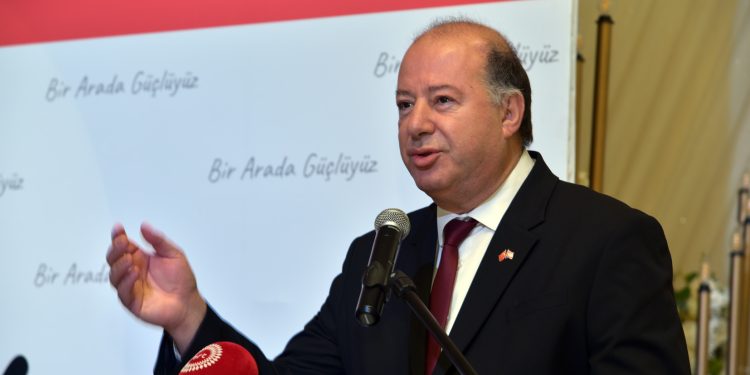 Sağlık Bakanı Dinçyürek: “Başbakan Ünal Üstel döneminde sağlığa KKTC tarihinde hiç olmadığı kadar yatırım yapıldı”