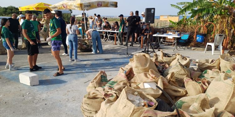 Gazimağusa’da çöp toplama yarışında 1 ton çöp toplandı