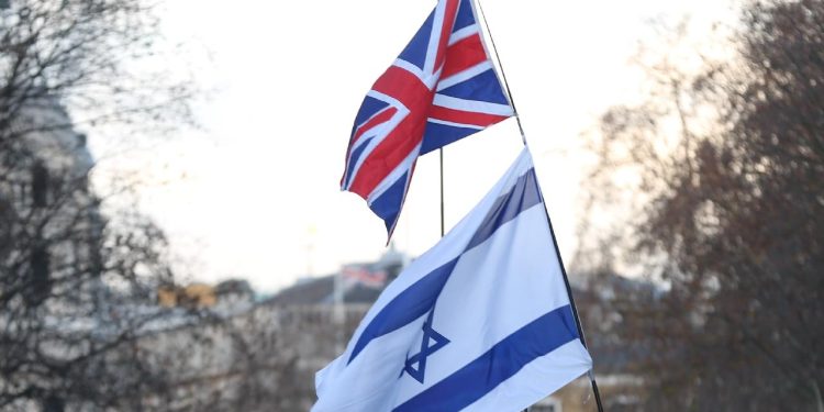 İngiltere İsrail'e silah satışına ilişkin tutumunda değişikliğe gitmeyecek