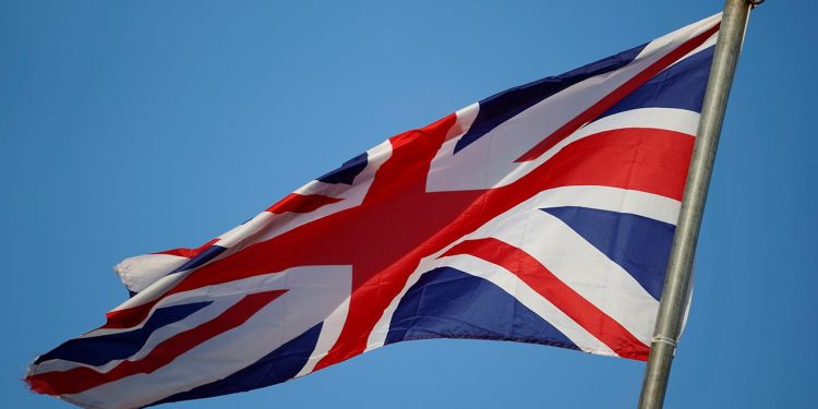 İngiltere, Rusya'nın savunma ataşesini sınır dışı edeceğini duyurdu