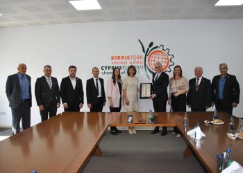 Holguín, Kıbrıs Türk Sanayi Odası ve Veli’s Ltd.yi ziyaret etti