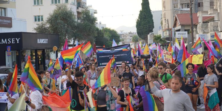 Lefkoşa’da yarın “Onur Yürüyüşü” var