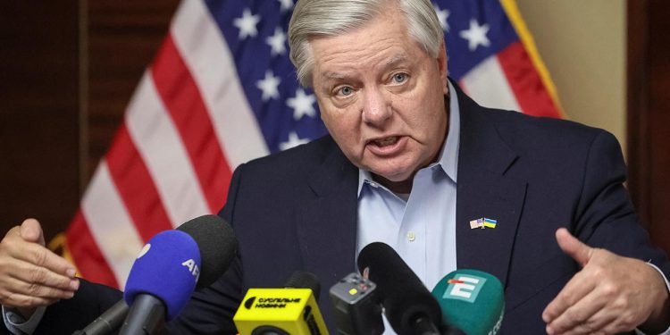 ABD'li Senatör Graham'dan İsrail'e Gazze'de nükleer silah kullanabilirsin mesajı