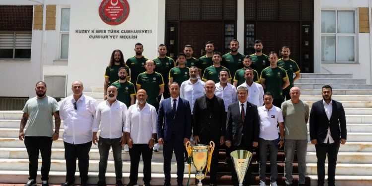 Başbakan Üstel, Mağusa Türk Gücü’nü kabulünde konuştu: Hükümetimiz sporun her alanına katkı koyuyor