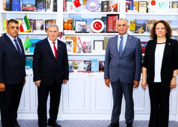 Çavuşoğlu, Azerbaycan Milli İlimler Akademisi’nde KKTC bölümünün açılışını yaptı