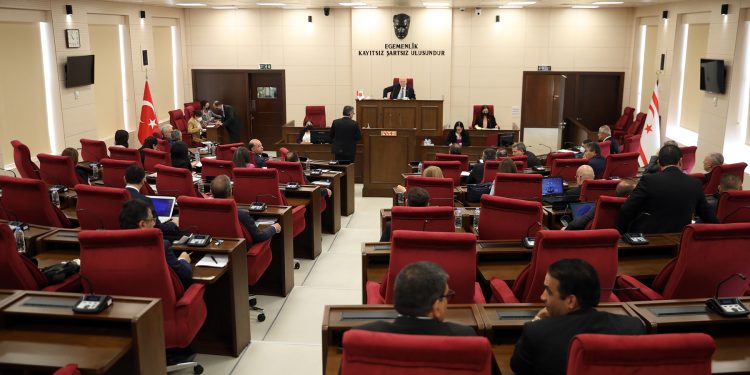 Cumhuriyet Meclisi Genel Kurulu’nda “Kesin Hesap Yasa Tasarısı” ile “AÖA Yasa Tasarısı” kabul edildi