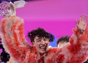 İsrail protestoları ve Filistin'e desteğin damga vurduğu Eurovision'u İsviçre kazandı