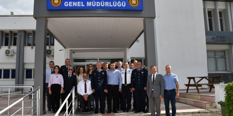 Polis Genel Müdürü Kuni, Engelli Dernekleri ile bir araya geldi, sorunlarını dinledi