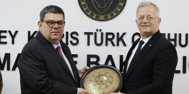 Maliye Bakanı Berova, Mersin Tarsus Organize Sanayi Bölgesi heyetini kabul etti