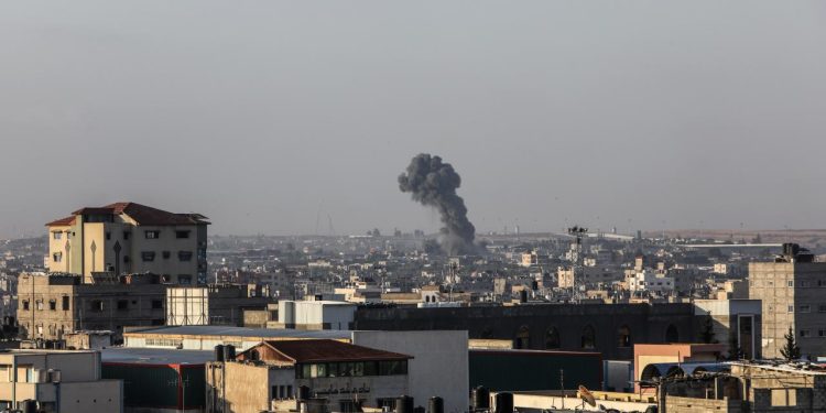 Hamas: İsrail, Gazze'deki insani durumu kötüleştirmeyi amaçlıyor