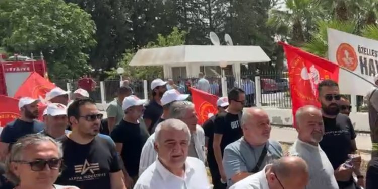 Bazı sendikalar genel grev yapıyor