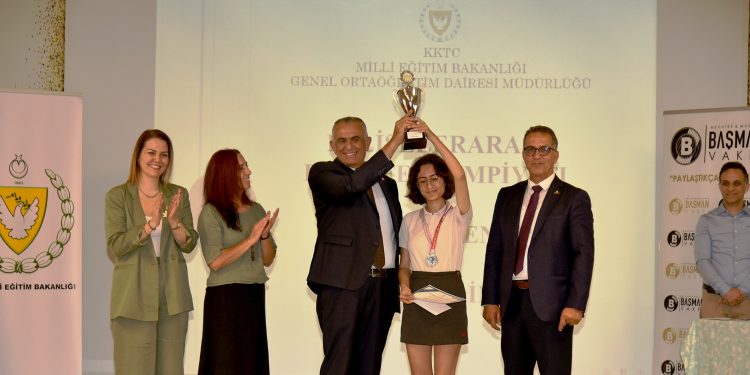 2. Liselerarası Felsefe Olimpiyatları’nda ödüller dağıtıldı