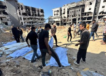 Hamas: Toplu mezarlar, savaşın durması için uluslararası toplumun müdahil olmasını gerekli kılıyor