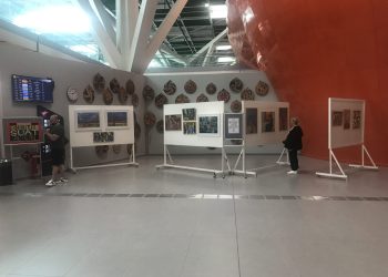 Ercan Havalimanı’nda Suat Arıkan resim sergisi