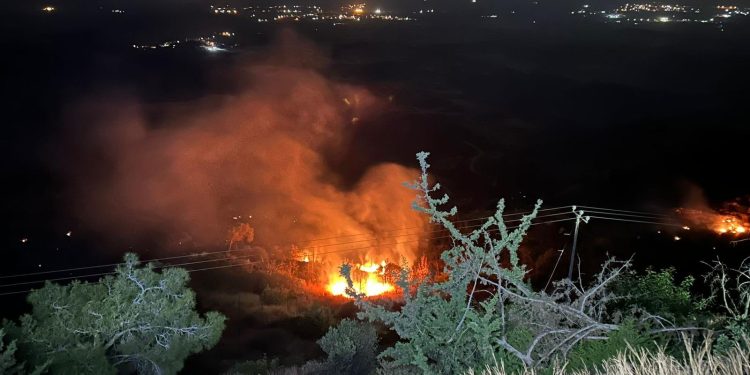 Alevkayası’ndaki yangın söndürüldü