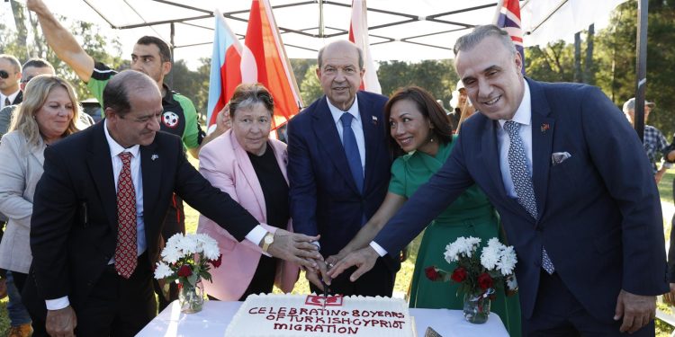 Cumhurbaşkanı Tatar Sydney’de, Kıbrıs Türklerinin Avustralya’daki 80. Yılı Festivali’nin açılışını yaptı