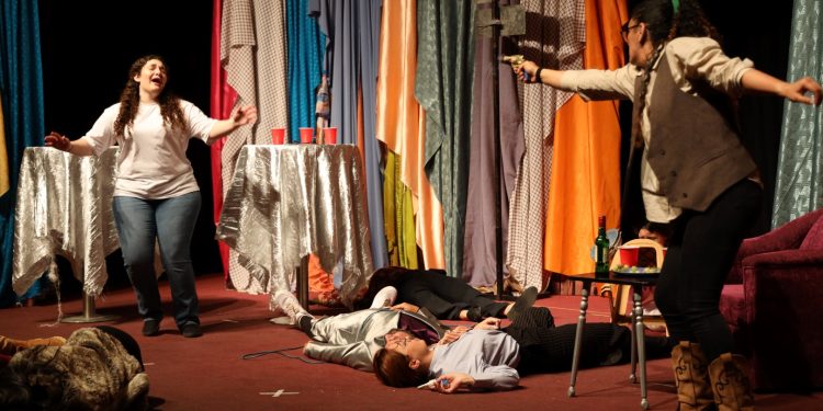 İskele Belediyesi 2. Tiyatro Günleri sürüyor