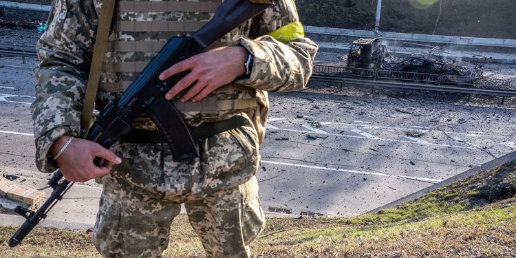 Ukrayna, cezaevindeki mahkumları orduya alacak